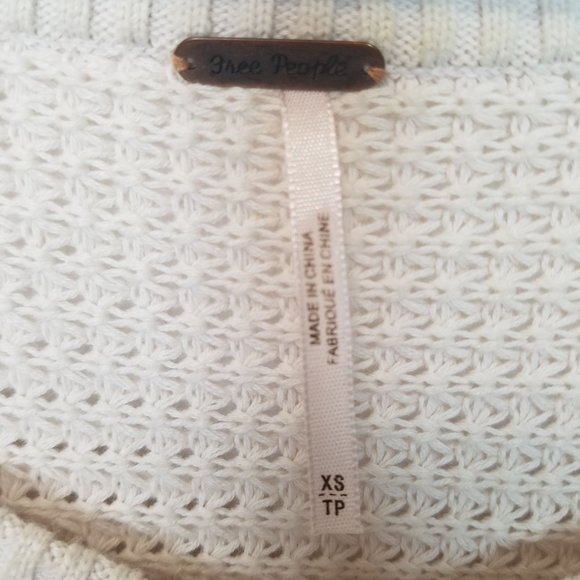 Free People Womens XS Cream Pullover Sweater Cold Shoulder Sleeves Open Knit - Picture 7 of 9